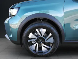 Opel Frontera 1.2 T HEV 145 GS 7 Sitzer