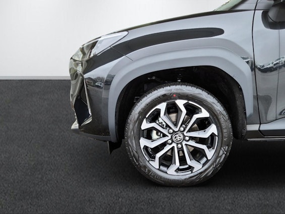 Vehicle image 12 Vehicle image 12