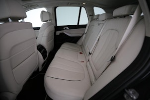 Vehicle image BMW X5 M50i xDrive