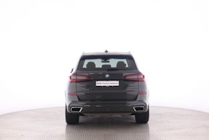 Vehicle image BMW X5 M50i xDrive