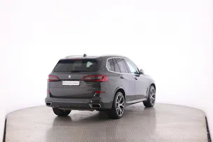BMW X5 M50i xDrive