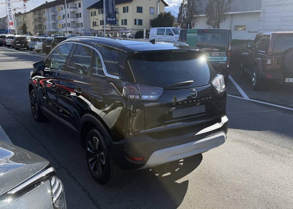 Vehicle image 3 Vehicle image 3