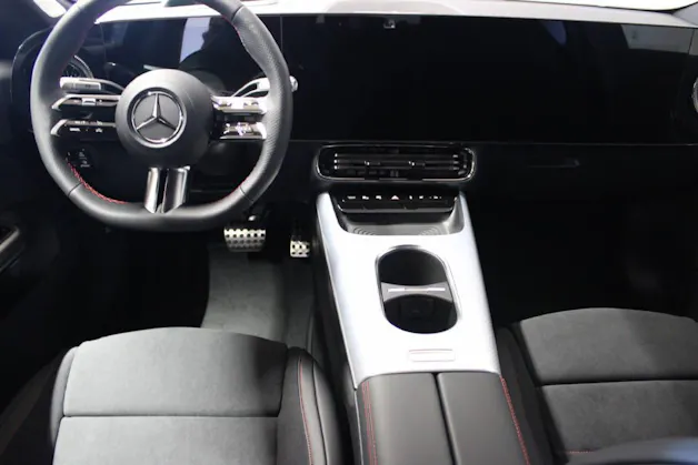 Mercedes-Benz CLA 220 4Matic AMG Line