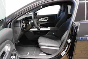 Mercedes-Benz CLA 220 4Matic AMG Line