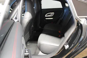 Mercedes-Benz CLA 220 4Matic AMG Line