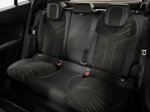 Peugeot 2008 1.2 Hybrid 145 GT
