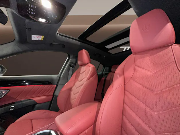 Maserati Grecale 2.0 Hybrid Modena