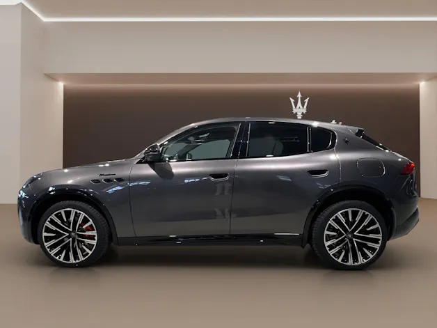 Maserati Grecale 2.0 Hybrid Modena
