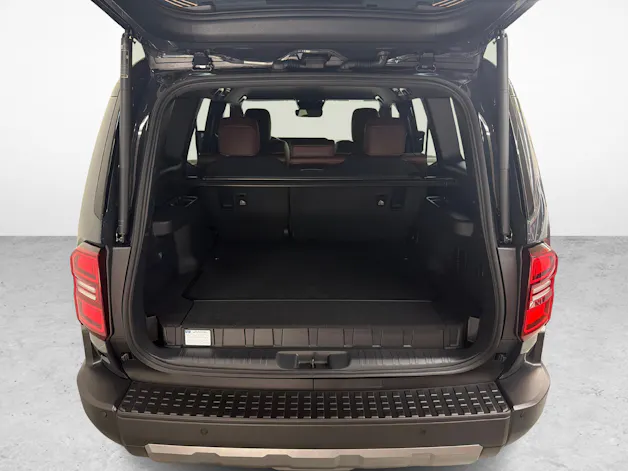 Toyota Land Cruiser 2.8 D 48V Style