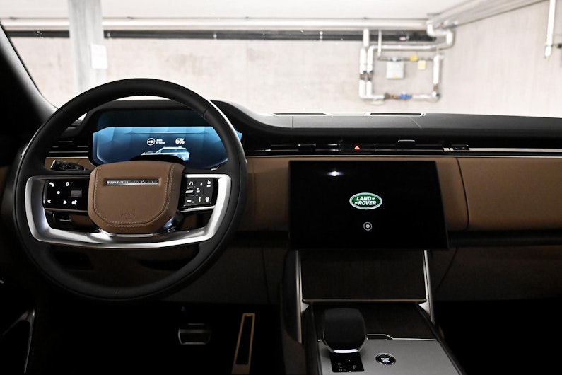 Vehicle image LAND ROVER RANGE ROVER