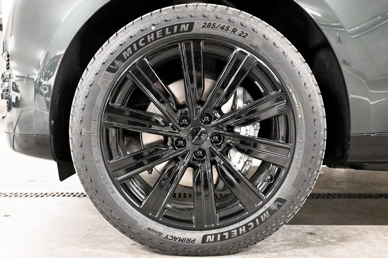 Vehicle image LAND ROVER RANGE ROVER