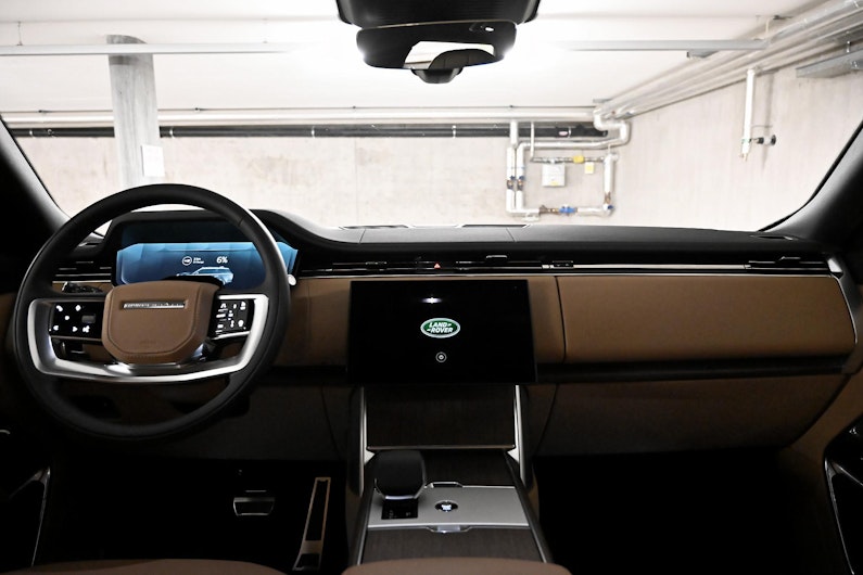 Vehicle image LAND ROVER RANGE ROVER