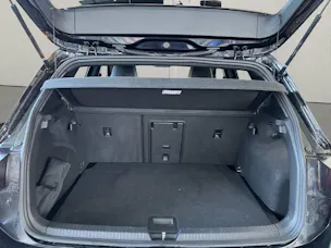 VW Golf VIII 1.5 eTSI R-Line DSG