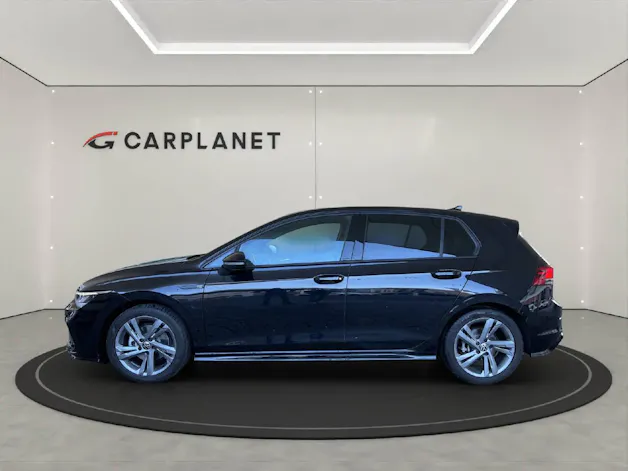 VW Golf VIII 1.5 eTSI R-Line DSG