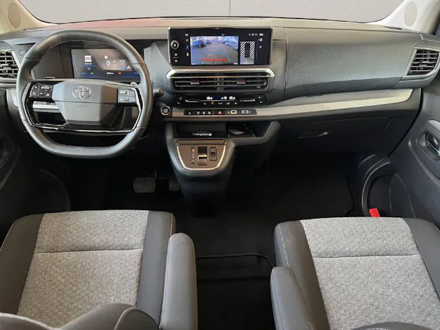Toyota PROACE Verso L1 2.0 D Trend
