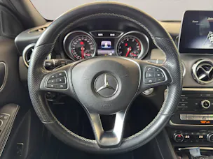 Mercedes-Benz GLA 200 Urban