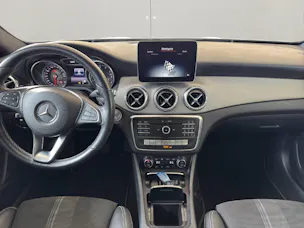 Mercedes-Benz GLA 200 Urban