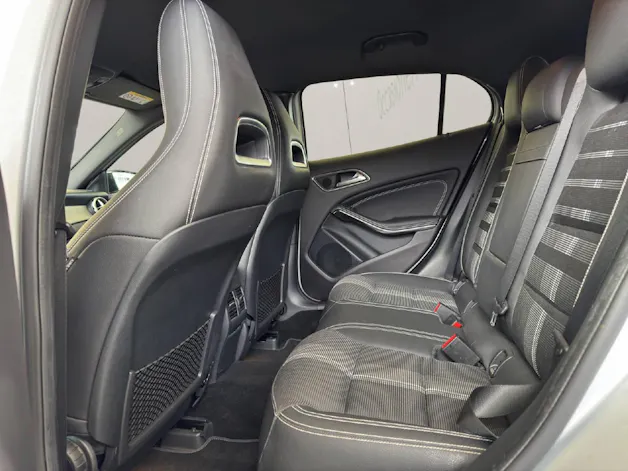 Mercedes-Benz GLA 200 Urban