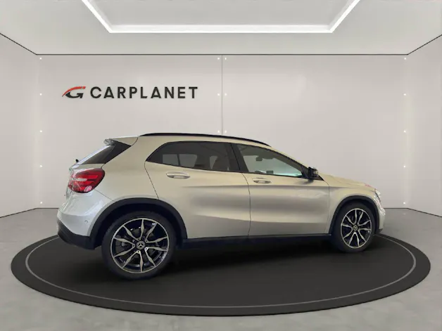 Mercedes-Benz GLA 200 Urban