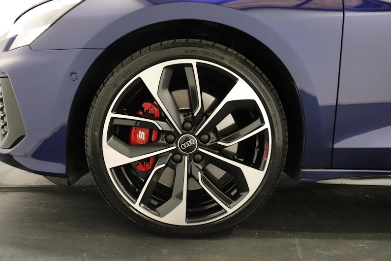 Fahrzeugbild AUDI RS3