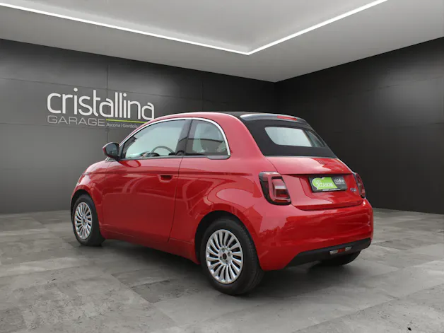 Fiat 500 Cabrio Red