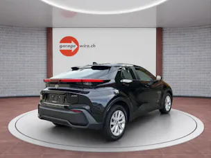 Toyota C-HR 1.8 HEV Comfort Inkl. Winterkompletträder / Gratisservice 4Jahre / 60000 Km ab 1. IV