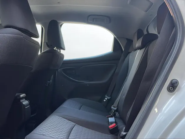 Toyota Yaris 1.5 VVT-i HSD Trend