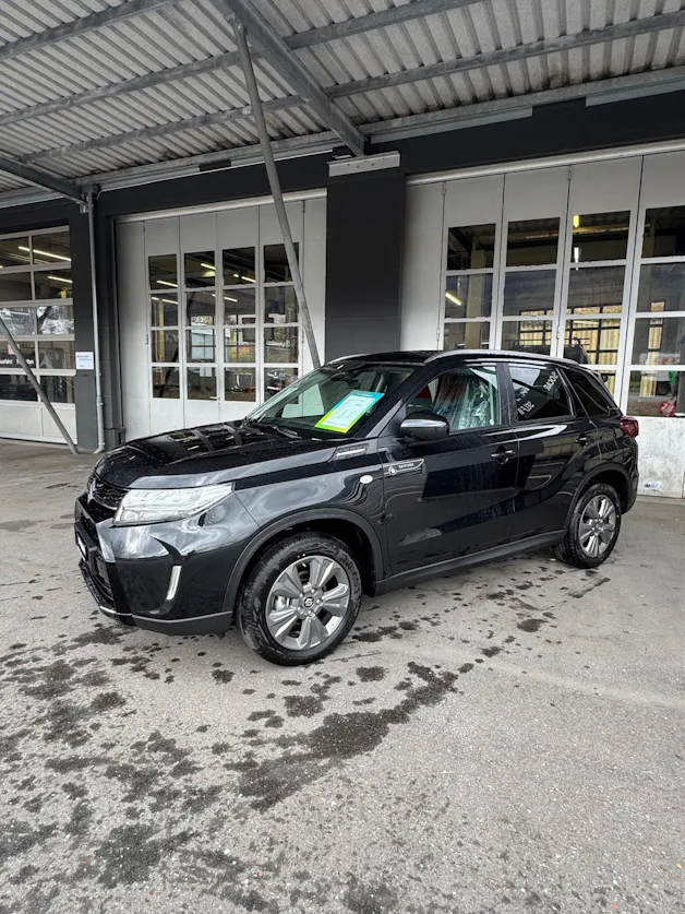 Suzuki Vitara 1.4 T Sakura Hybrid 4x4