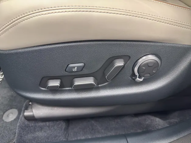 Genesis GV70 Electrified Sport AWD