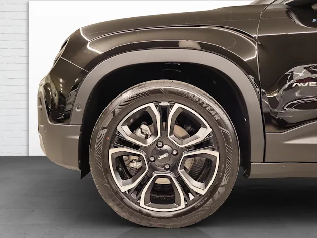 Jeep Avenger 1.2 MHEV Summit & Sky