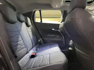 Jeep Avenger 1.2 MHEV Summit & Sky