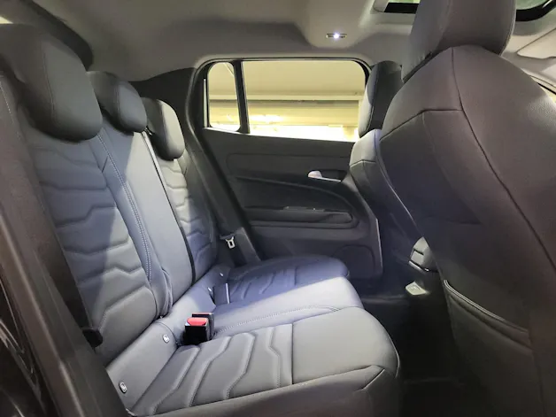 Jeep Avenger 1.2 MHEV Summit & Sky