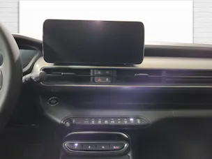 Jeep Avenger 1.2 MHEV Summit & Sky
