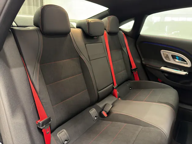Mercedes-Benz CLA 220 AMG Line 4Matic