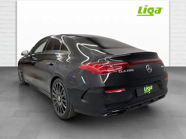 Mercedes-Benz CLA 220 AMG Line 4Matic