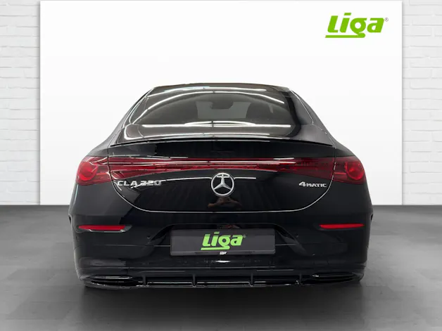 Mercedes-Benz CLA 220 AMG Line 4Matic