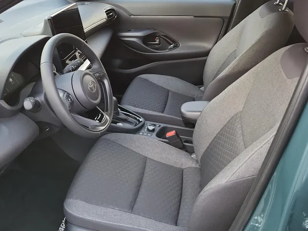 Toyota Yaris Cross 1.5 VVT-i HSD Trend AWD