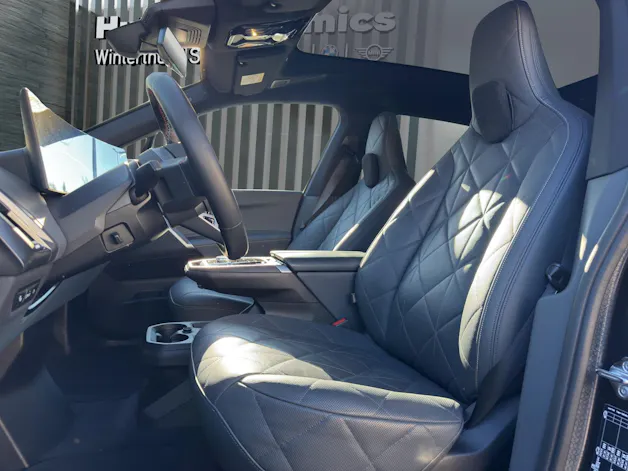 BMW iX M60 Exclusive Package