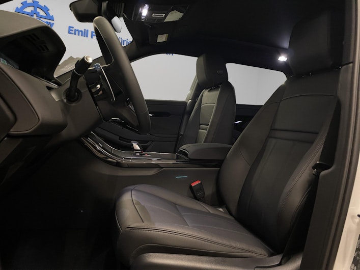 Vehicle image LAND ROVER RANGE ROVER EVOQUE