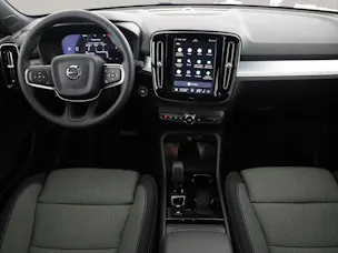 Volvo XC40 2.0 B3 MH Plus Dark