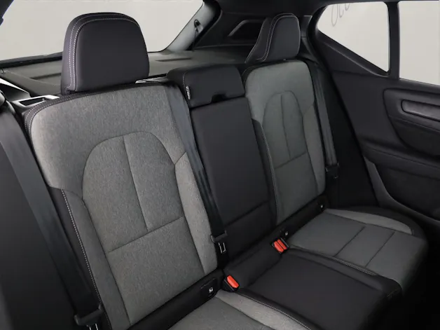 Volvo XC40 2.0 B3 MH Plus Dark
