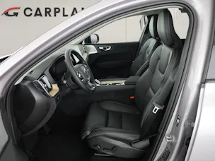 Volvo XC60 2.0 B5 MH Ultra Dark AWD