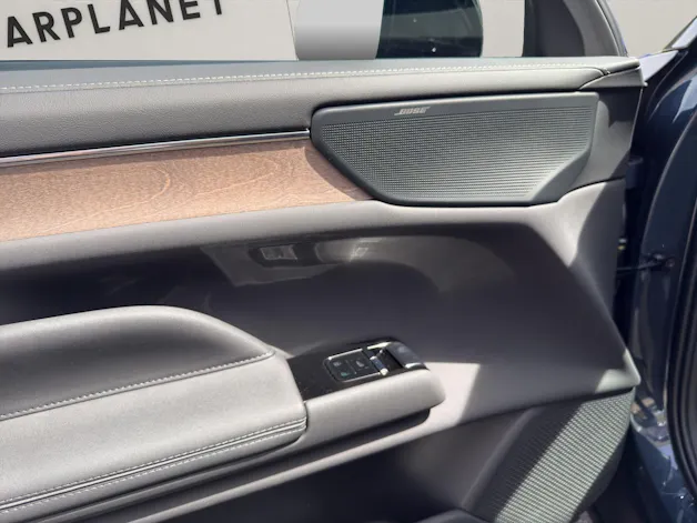 Volvo ES90 Ultra .