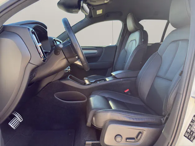 Volvo XC40 2.0 T5 R-Design AWD