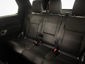 Fahrzeugbild LAND ROVER Discovery 3.0 D I6 350 Dynamic HSE