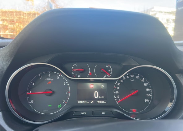 Vehicle image 6 Vehicle image 6