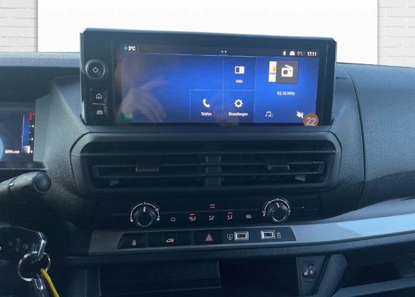 Vehicle image 11 Vehicle image 11