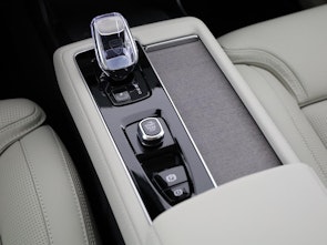 image du véhicule VOLVO XC90 2.0 T8 TE Ultra Dark eAWD