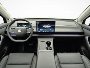 https://vehicle.imgix.net/4196122/a1aec56f-abaf-405f-9a37-3efa6105cd7d.jpg