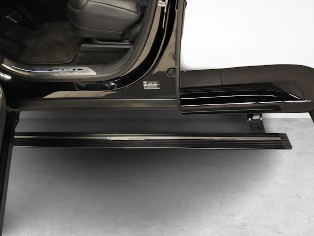 Land Rover Range Rover 3.0 Si6 P510e SV + Gancio traino elettrico e pneumatici invernali inclusi